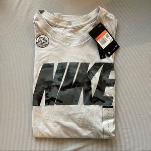 NWT- Nike Size L Grey Dri Fit Tshirt